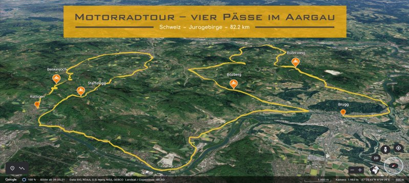 Kartenausschneit der Schweiz. Die Strecke der Motorradtour ist eingezeichnet. Im textfeld steht geschrieben: Motorradtour ueber vier Paesse im Aargau.