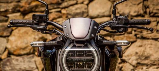 Motorrad Bremshebel und Kupplungshebel einstellen