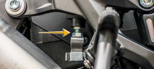 Motorrad Bremspedal Hoehe anpassen