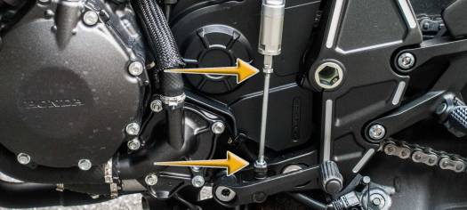 Motorrad Laenge Schaltstange einstellen