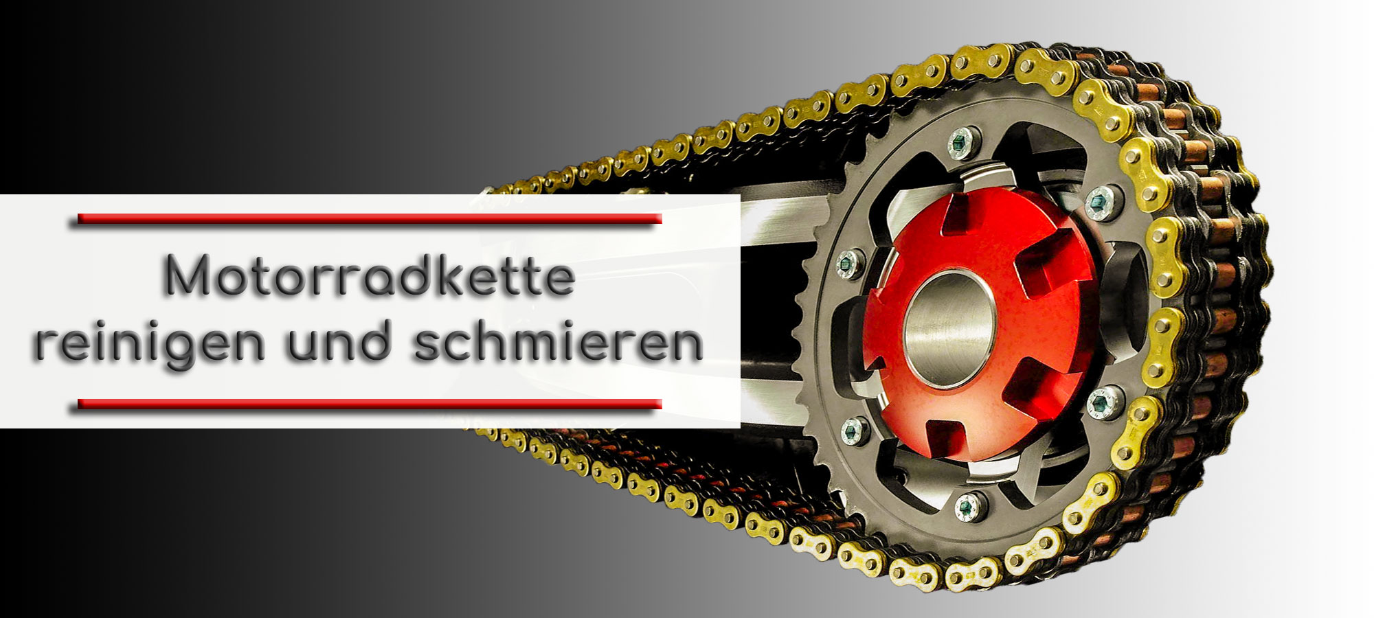 Kettenblatt eines Motorrades mit roter Zentralmutter. Um das Kettenblatt laeuft eine goldene Motorradkette. Im Textfeld steht geschrieben: Motorradkette reinigen und schmieren.