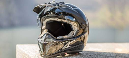 Motorradhelm Nishua Enduro Carbon – Sicherheit