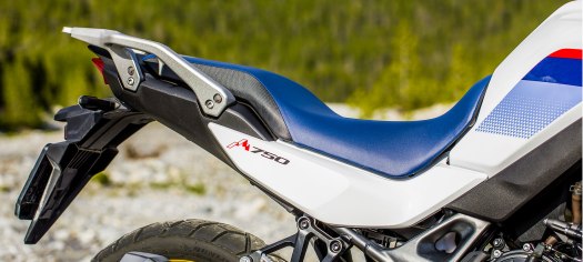 Honda XL750 Transalp - Sitz